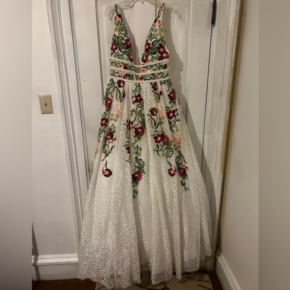 Sherri Hill Prom Dress - Picture 1 of 2